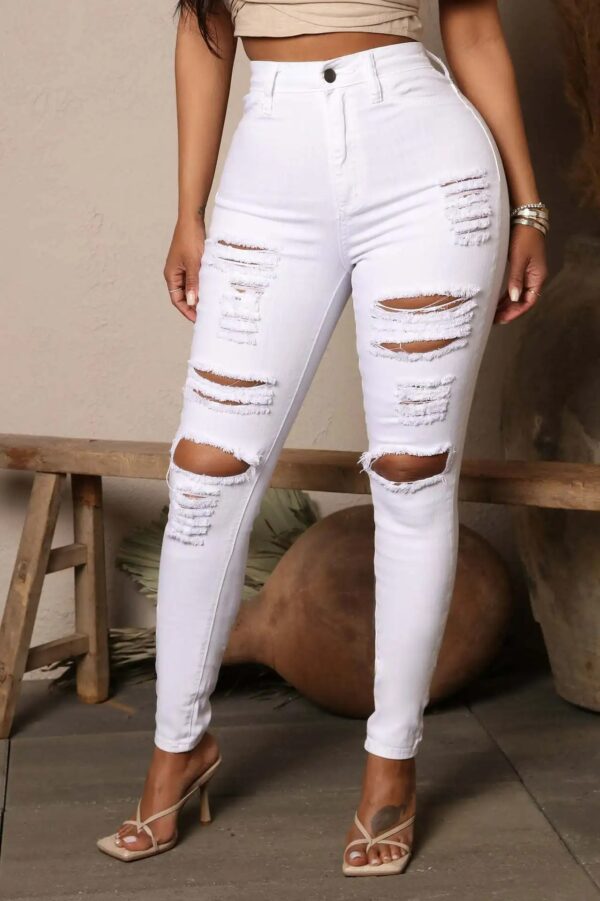 white ripped skinny jeans for women